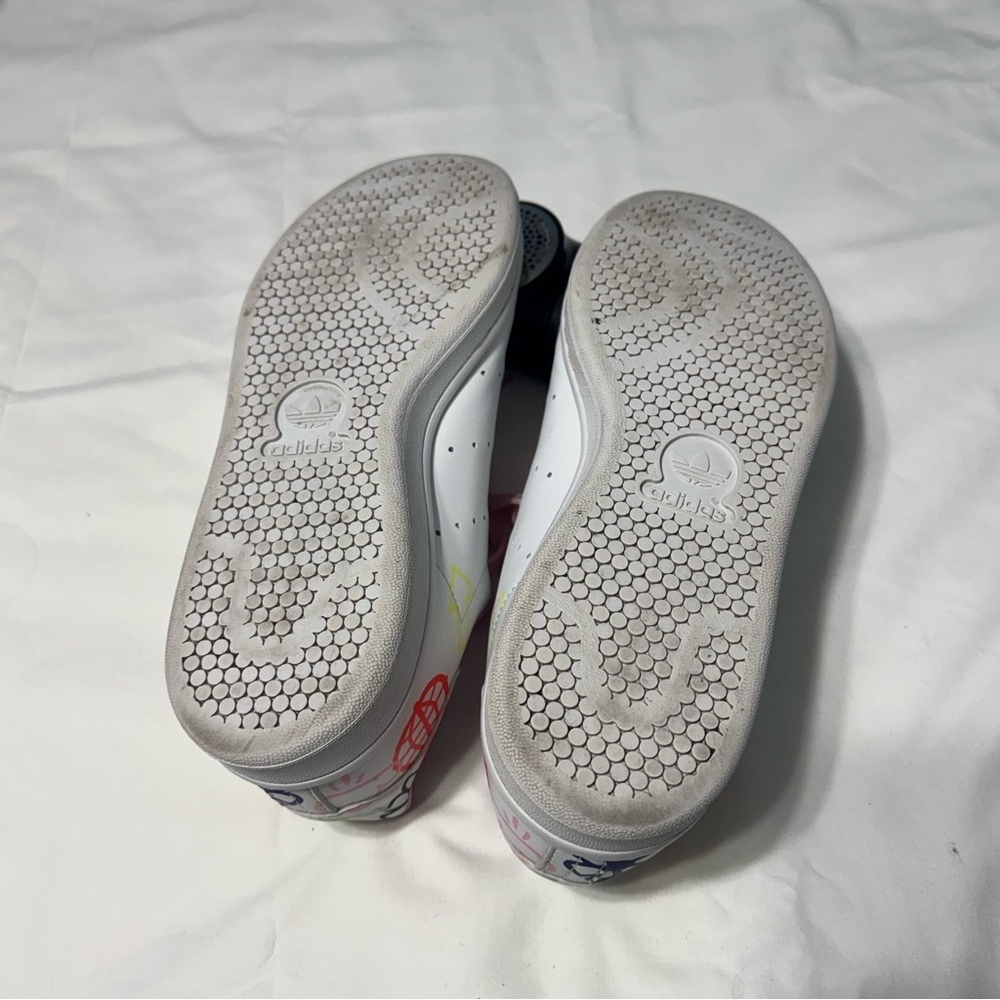 Adidas Stan Smith Womens Size 8.5 Doodles Flower Earth Globe White Pink - Picture 10 of 14